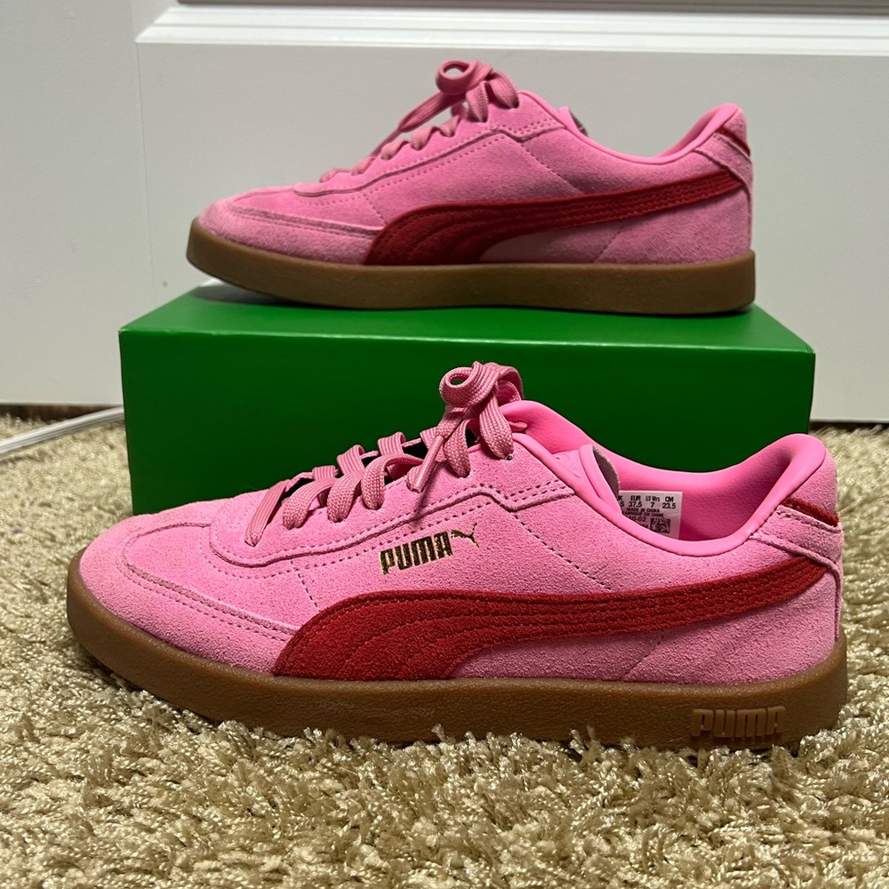 Puma Club II Era Sneaker — Women’s Size 7